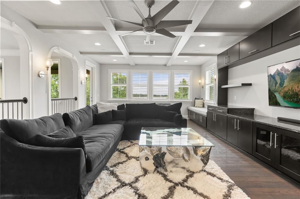 For Sale: $2,795,900 (7 beds, 5 baths, 6289 Square Feet)