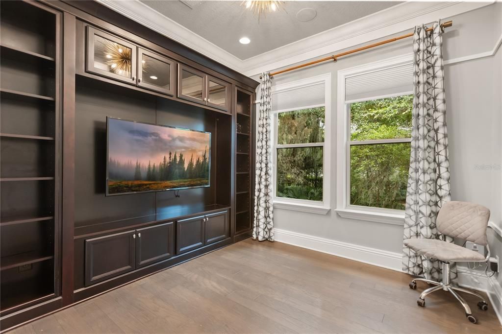 For Sale: $2,795,900 (7 beds, 5 baths, 6289 Square Feet)
