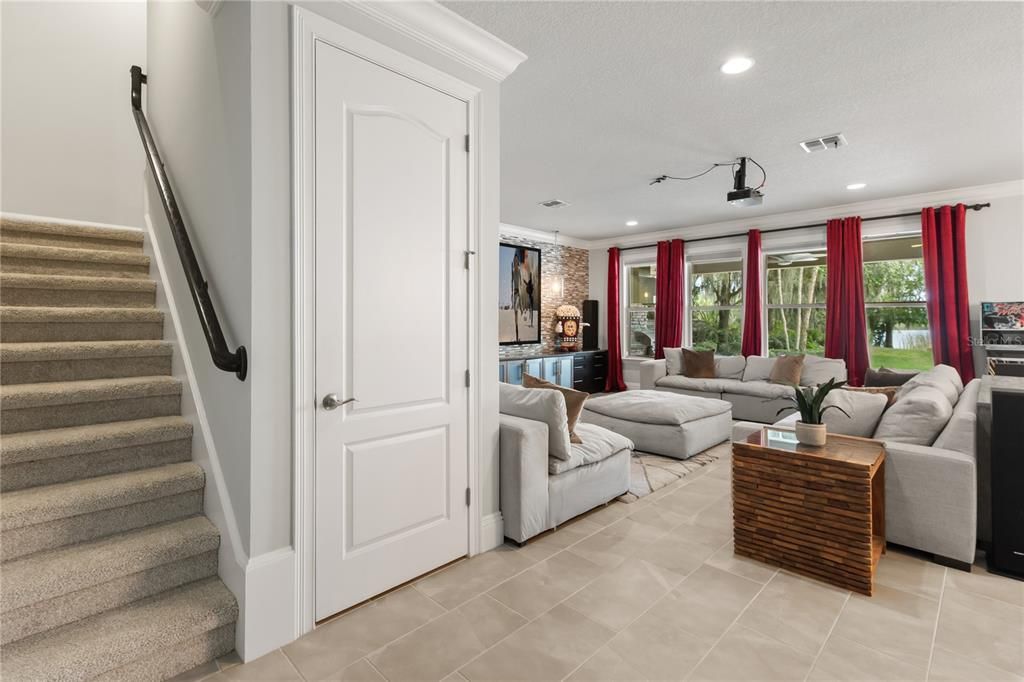 For Sale: $2,795,900 (7 beds, 5 baths, 6289 Square Feet)