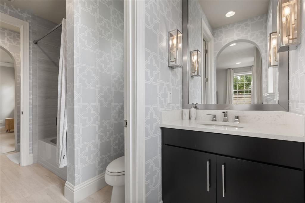For Sale: $2,795,900 (7 beds, 5 baths, 6289 Square Feet)