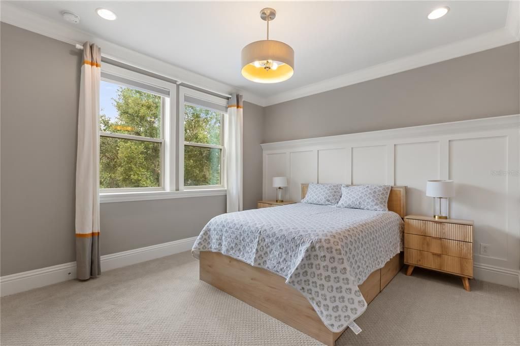 For Sale: $2,795,900 (7 beds, 5 baths, 6289 Square Feet)