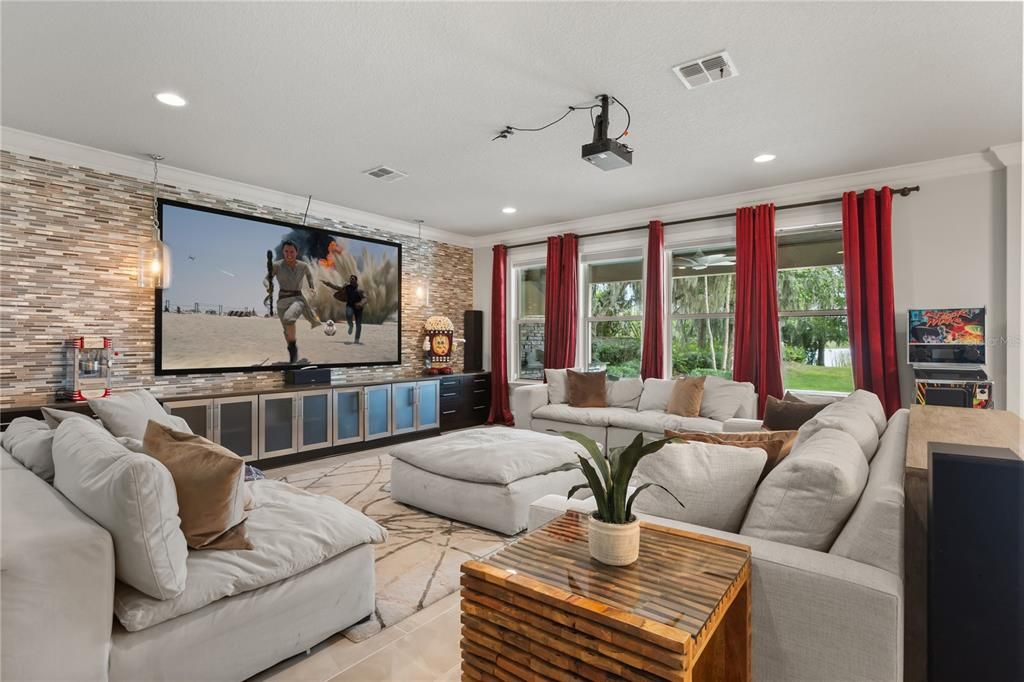 For Sale: $2,795,900 (7 beds, 5 baths, 6289 Square Feet)