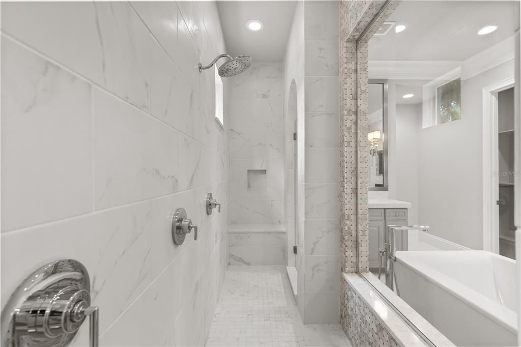 For Sale: $2,795,900 (7 beds, 5 baths, 6289 Square Feet)
