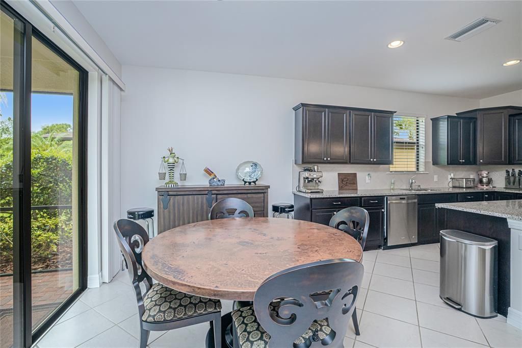 For Sale: $329,900 (3 beds, 2 baths, 1655 Square Feet)