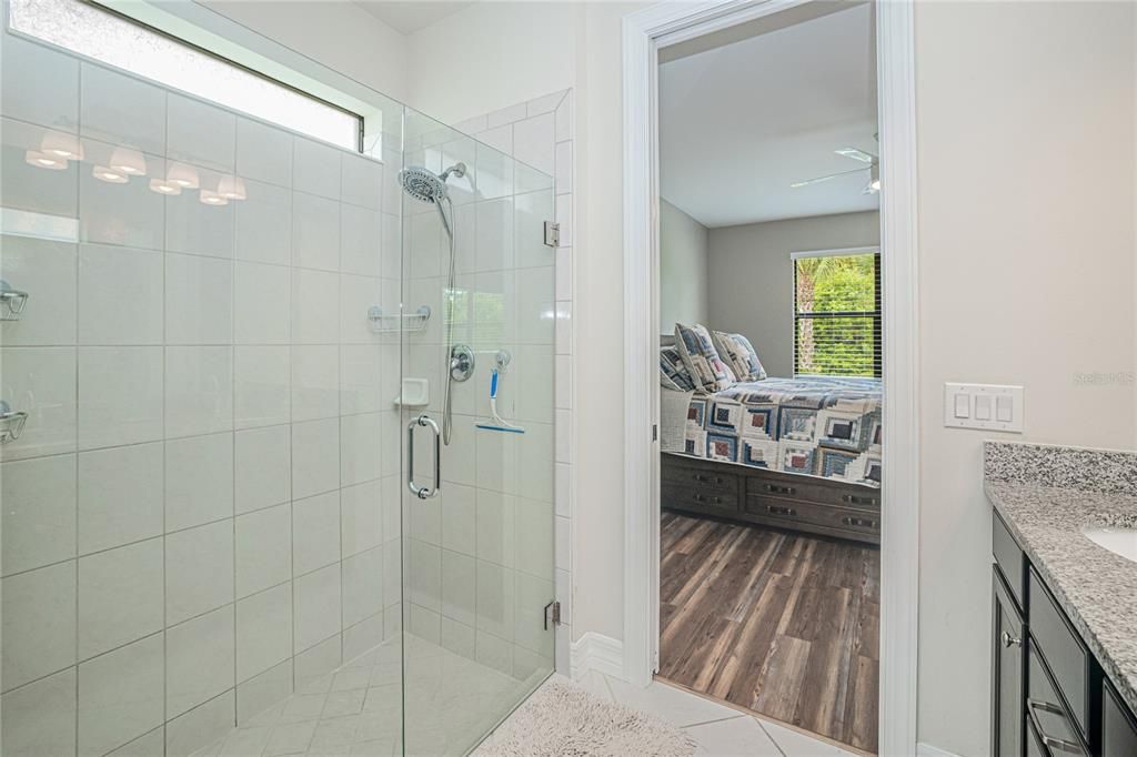 For Sale: $329,900 (3 beds, 2 baths, 1655 Square Feet)