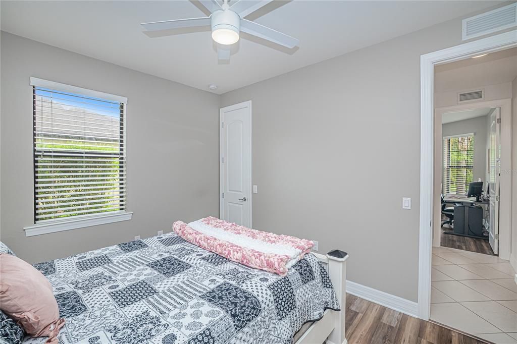 For Sale: $329,900 (3 beds, 2 baths, 1655 Square Feet)