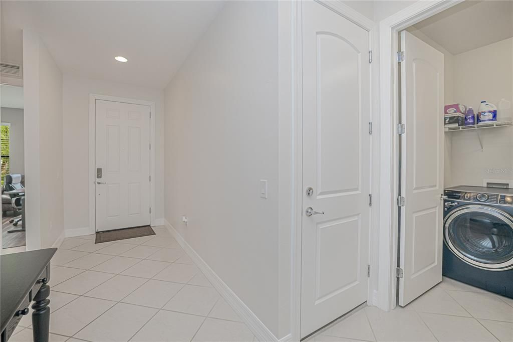 For Sale: $329,900 (3 beds, 2 baths, 1655 Square Feet)