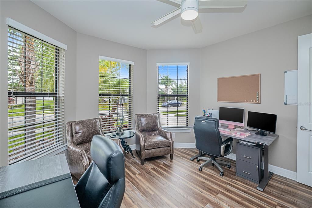 For Sale: $329,900 (3 beds, 2 baths, 1655 Square Feet)