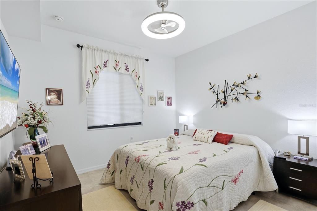 En Venta: $315,000 (2 camas, 2 baños, 1121 Pies cuadrados)