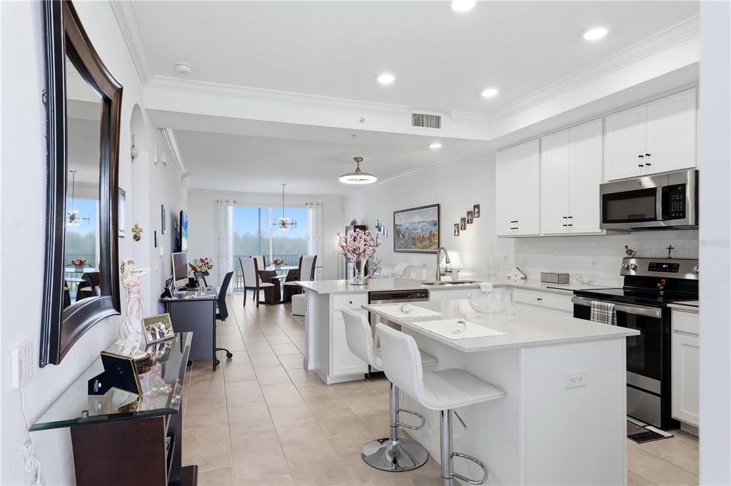 En Venta: $315,000 (2 camas, 2 baños, 1121 Pies cuadrados)