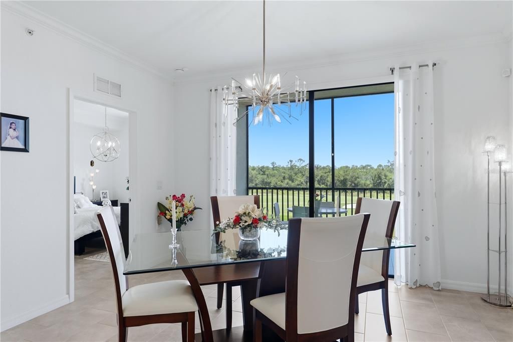 En Venta: $315,000 (2 camas, 2 baños, 1121 Pies cuadrados)
