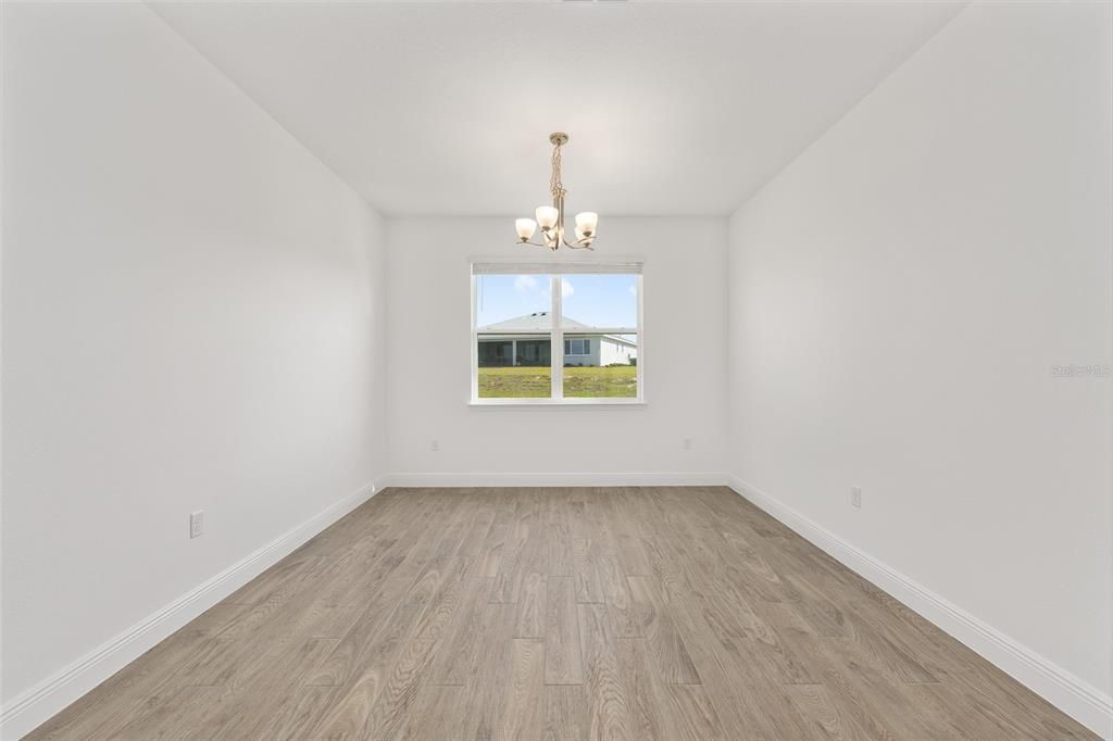 En Venta: $420,785 (2 camas, 2 baños, 1718 Pies cuadrados)