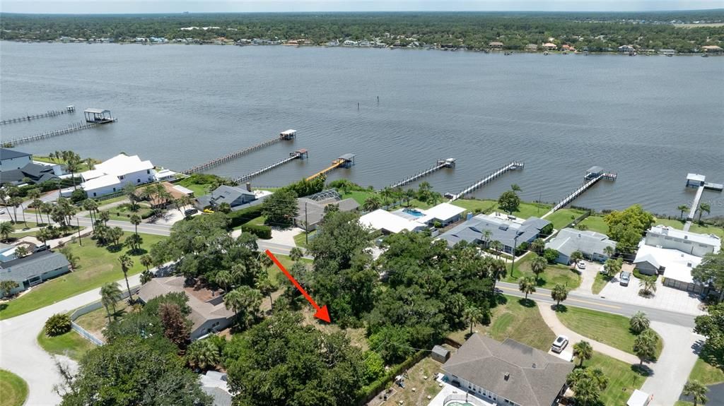 En Venta: $269,000 (0.32 acres)