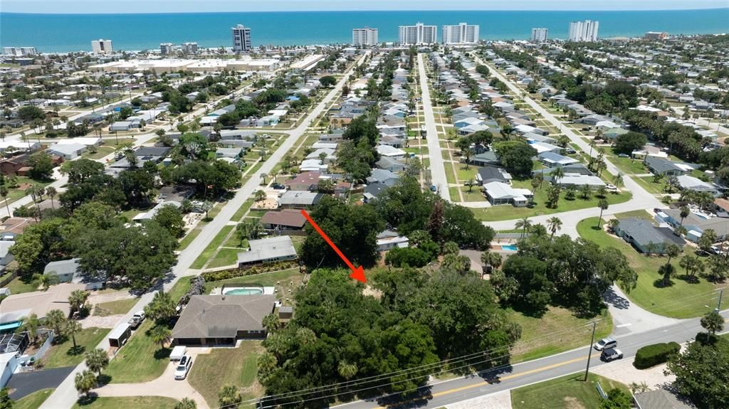 En Venta: $269,000 (0.32 acres)