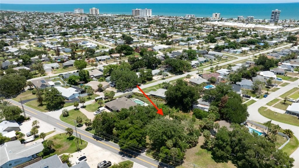 En Venta: $269,000 (0.32 acres)