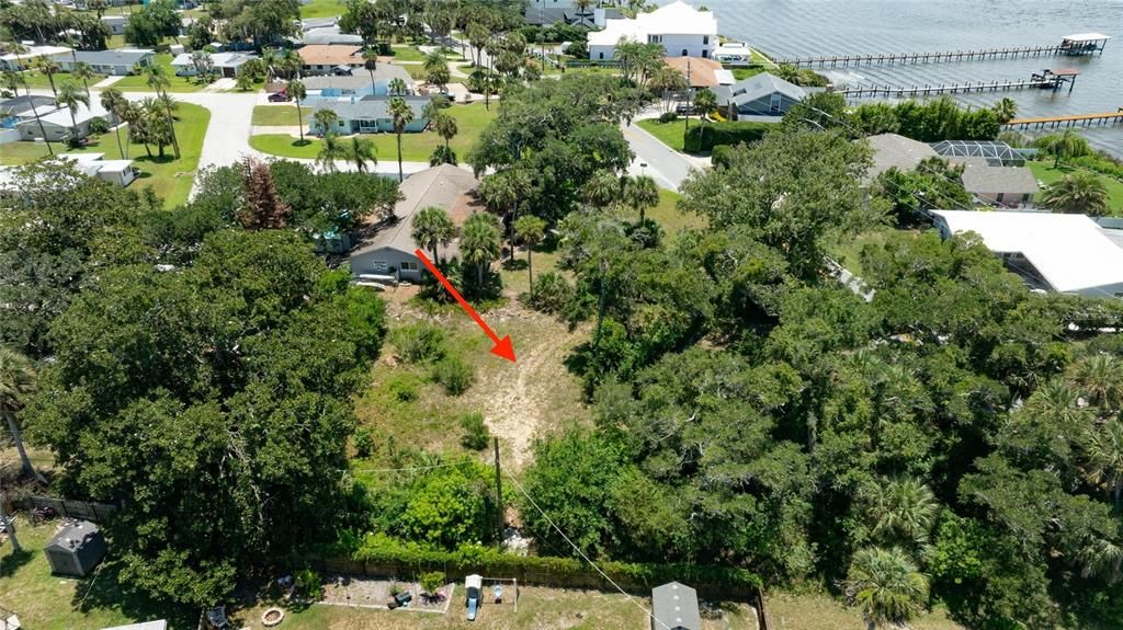En Venta: $269,000 (0.32 acres)