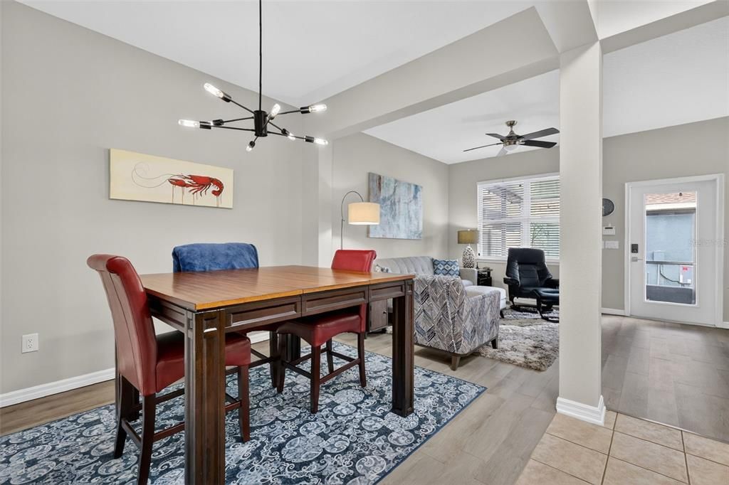 Active With Contract: $364,900 (2 beds, 2 baths, 1360 Square Feet)