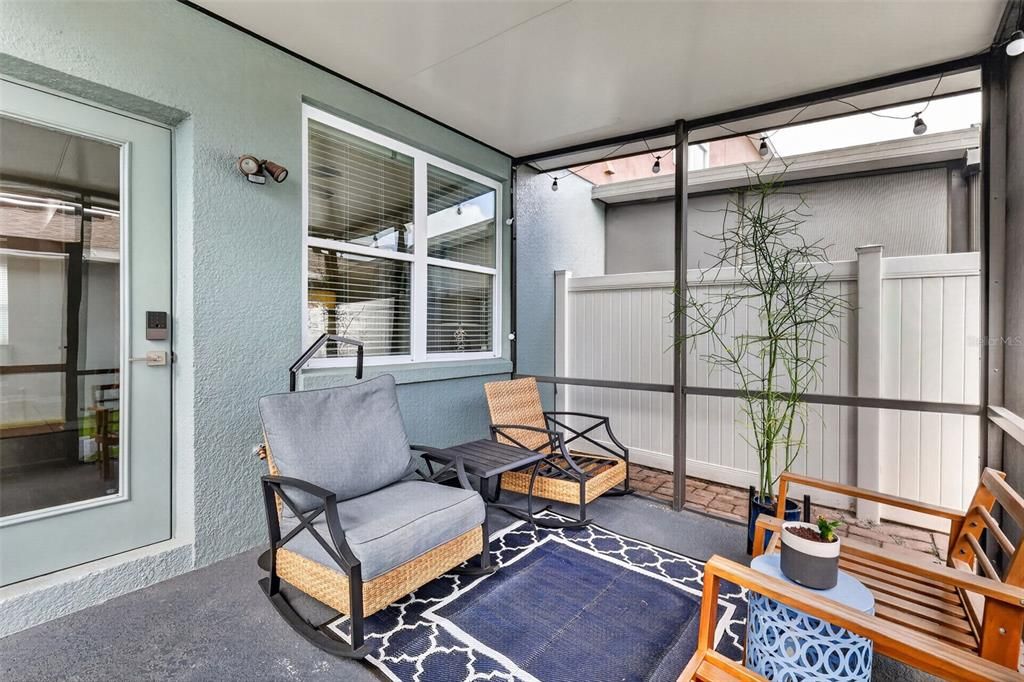 Active With Contract: $364,900 (2 beds, 2 baths, 1360 Square Feet)