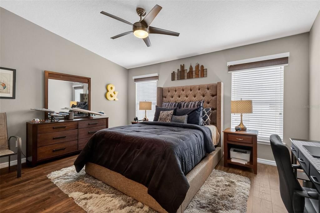 Active With Contract: $364,900 (2 beds, 2 baths, 1360 Square Feet)