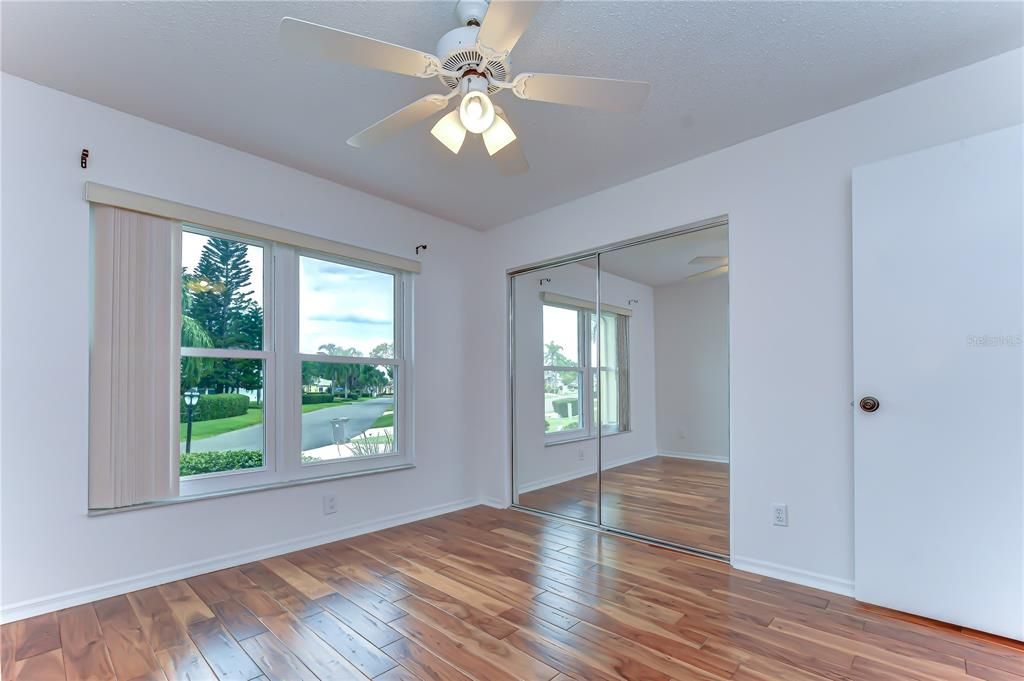 For Sale: $250,000 (2 beds, 2 baths, 1564 Square Feet)