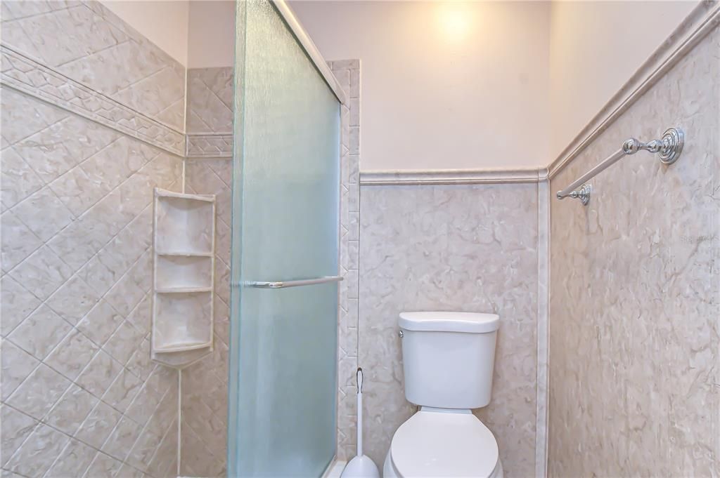 For Sale: $250,000 (2 beds, 2 baths, 1564 Square Feet)
