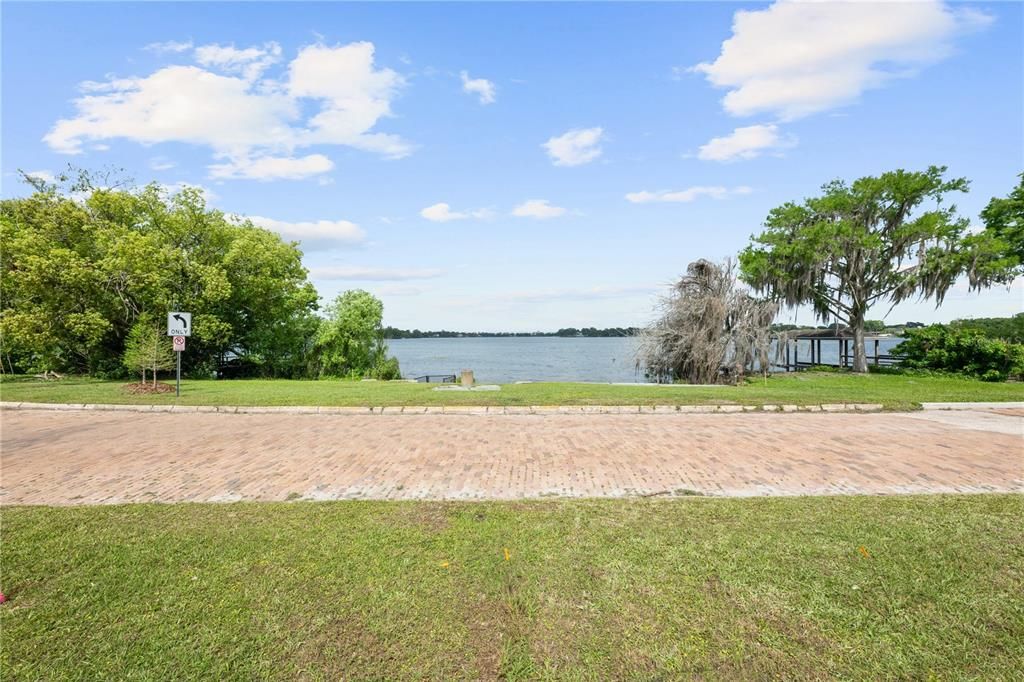 На продажу: $1,275,000 (3 спален, 2 ванн, 1329 Квадратных фут)