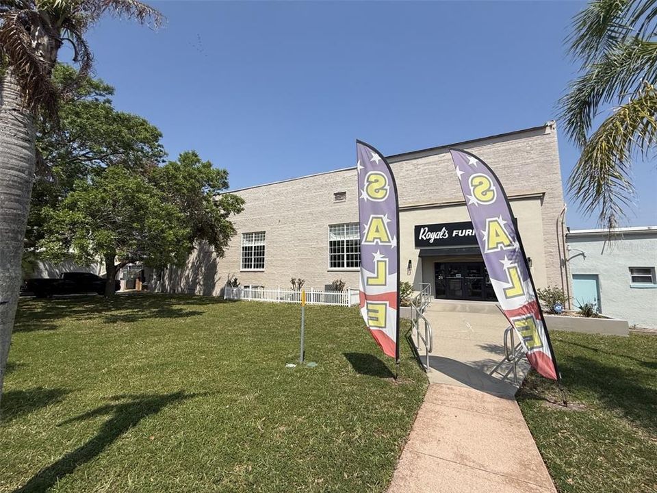 For Sale: $3,000,000 (0 beds, 0 baths, 13860 Square Feet)