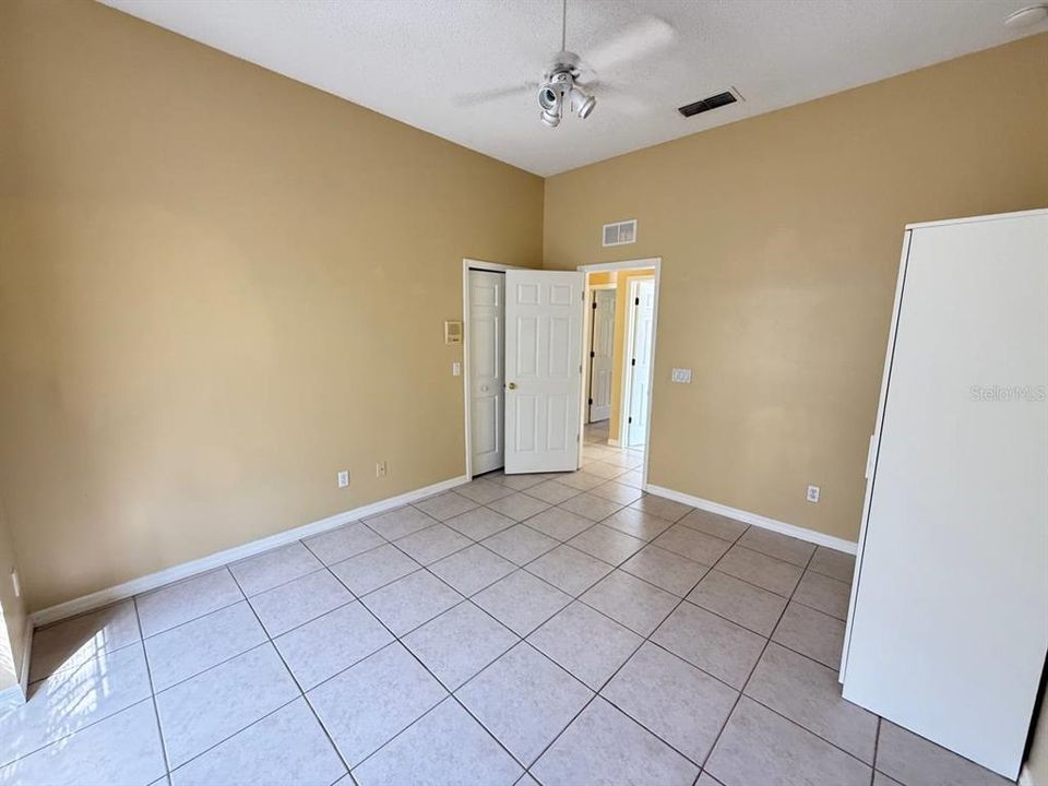For Rent: $3,475 (6 beds, 3 baths, 3136 Square Feet)