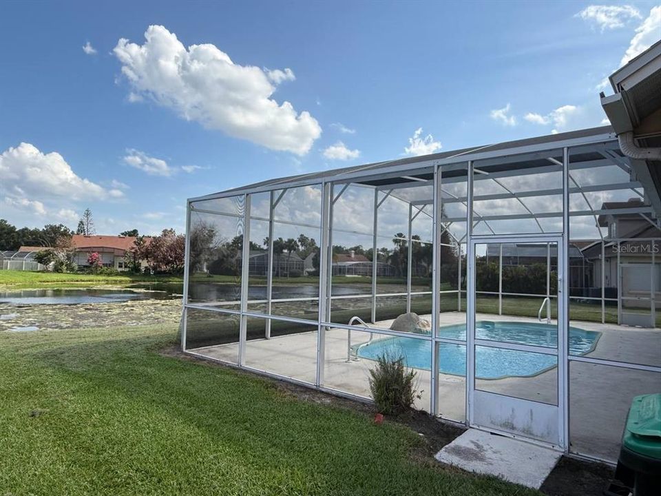 For Rent: $3,475 (6 beds, 3 baths, 3136 Square Feet)
