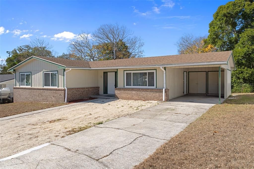 En Venta: $249,900 (4 camas, 2 baños, 1424 Pies cuadrados)