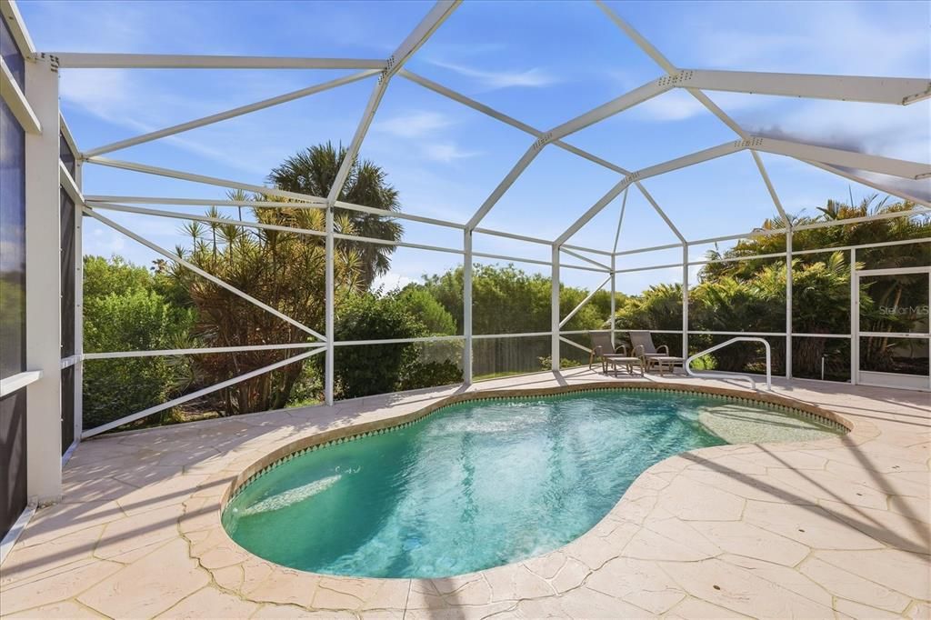 For Sale: $348,000 (3 beds, 2 baths, 1584 Square Feet)