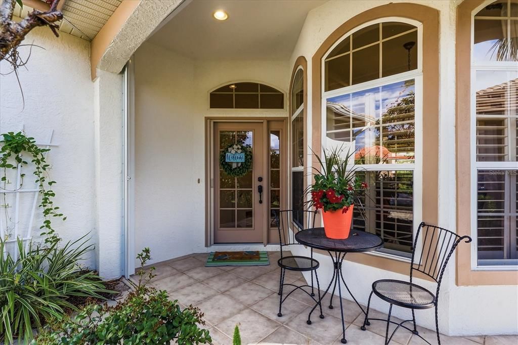 For Sale: $348,000 (3 beds, 2 baths, 1584 Square Feet)