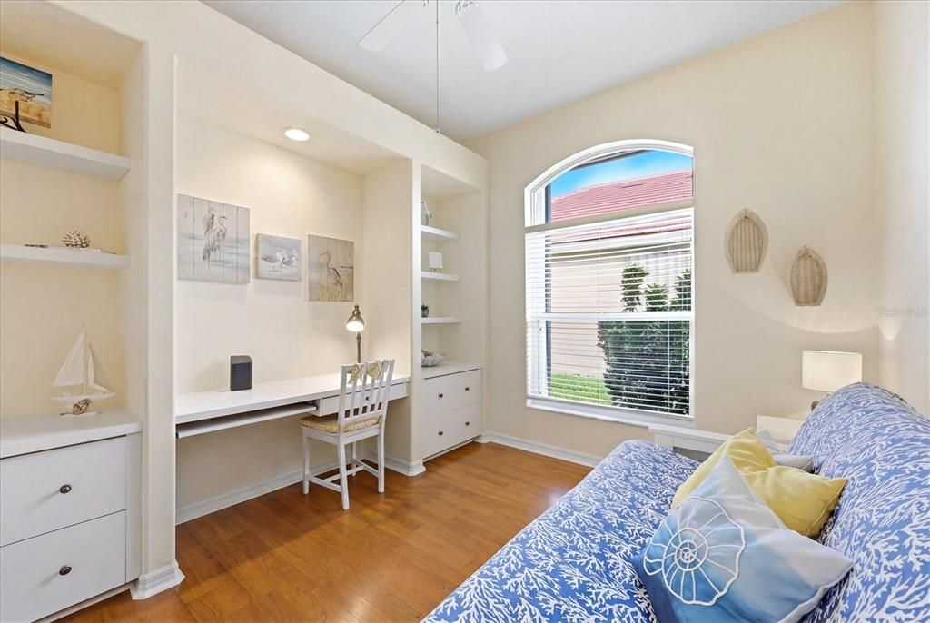 For Sale: $348,000 (3 beds, 2 baths, 1584 Square Feet)