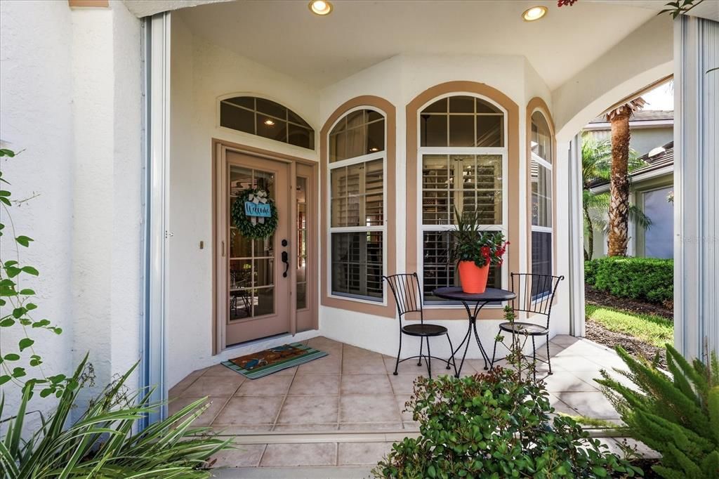 For Sale: $348,000 (3 beds, 2 baths, 1584 Square Feet)