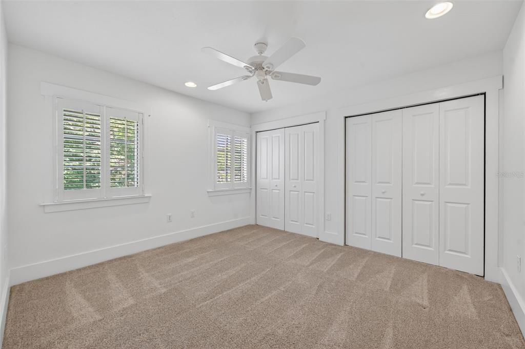 For Sale: $879,000 (3 beds, 3 baths, 2030 Square Feet)