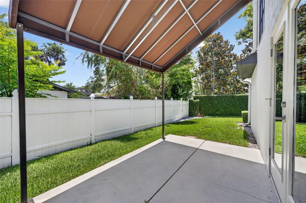 For Sale: $879,000 (3 beds, 3 baths, 2030 Square Feet)