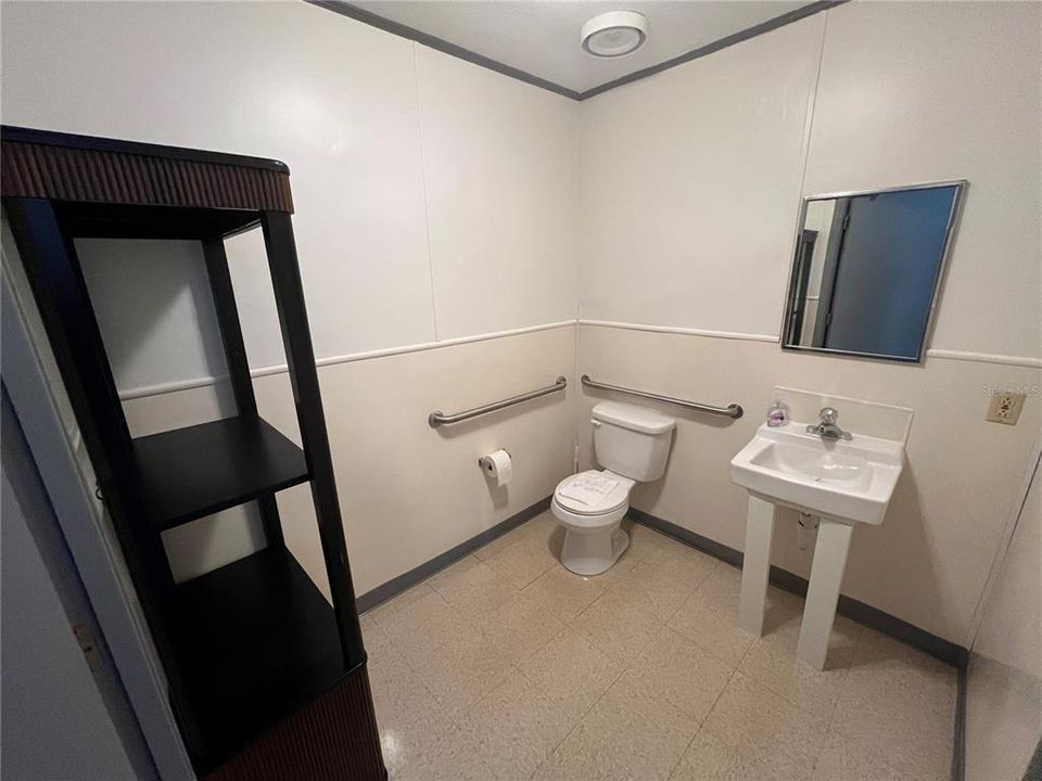 En Venta: $737,000 (0 camas, 0 baños, 1420 Pies cuadrados)