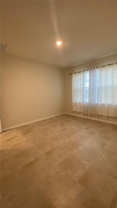 En Renta: $3,600 (4 camas, 2 baños, 1832 Pies cuadrados)