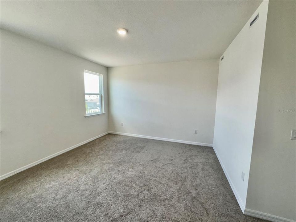 В аренду: $2,499 (3 спален, 2 ванн, 1779 Квадратных фут)