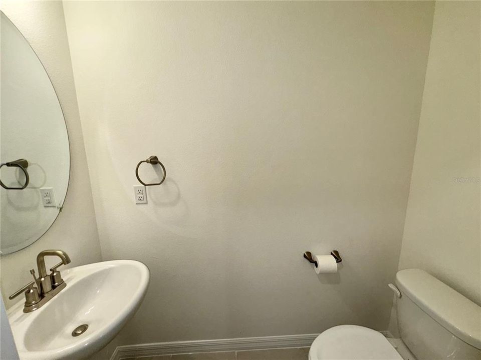 В аренду: $2,499 (3 спален, 2 ванн, 1779 Квадратных фут)