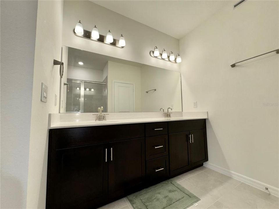 В аренду: $2,499 (3 спален, 2 ванн, 1779 Квадратных фут)