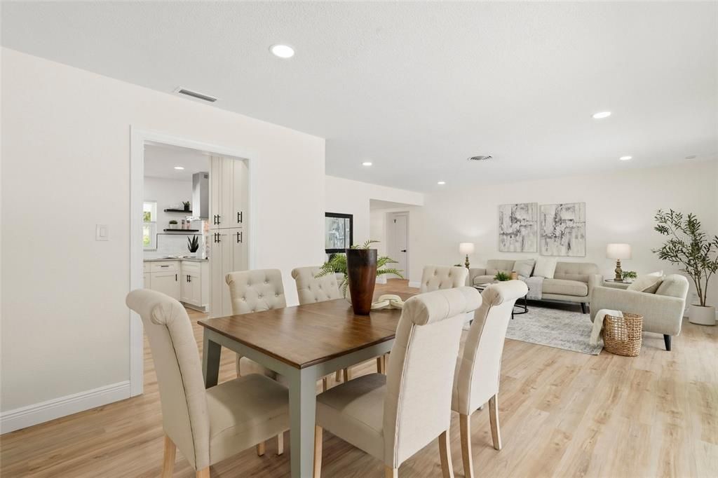 For Sale: $599,000 (3 beds, 2 baths, 1525 Square Feet)