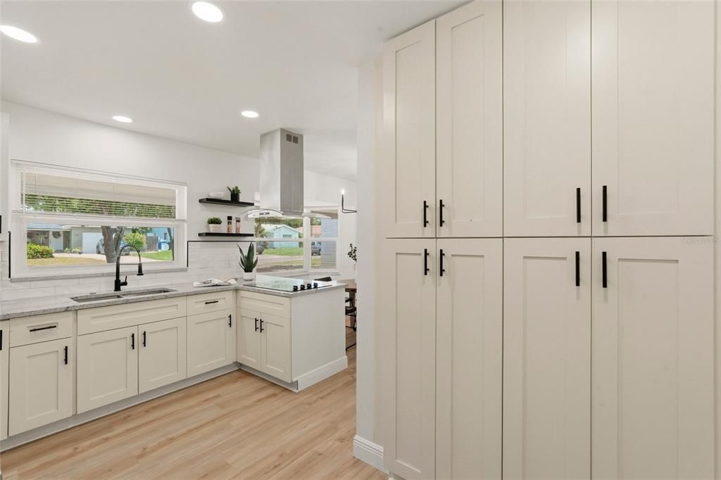 For Sale: $599,000 (3 beds, 2 baths, 1525 Square Feet)