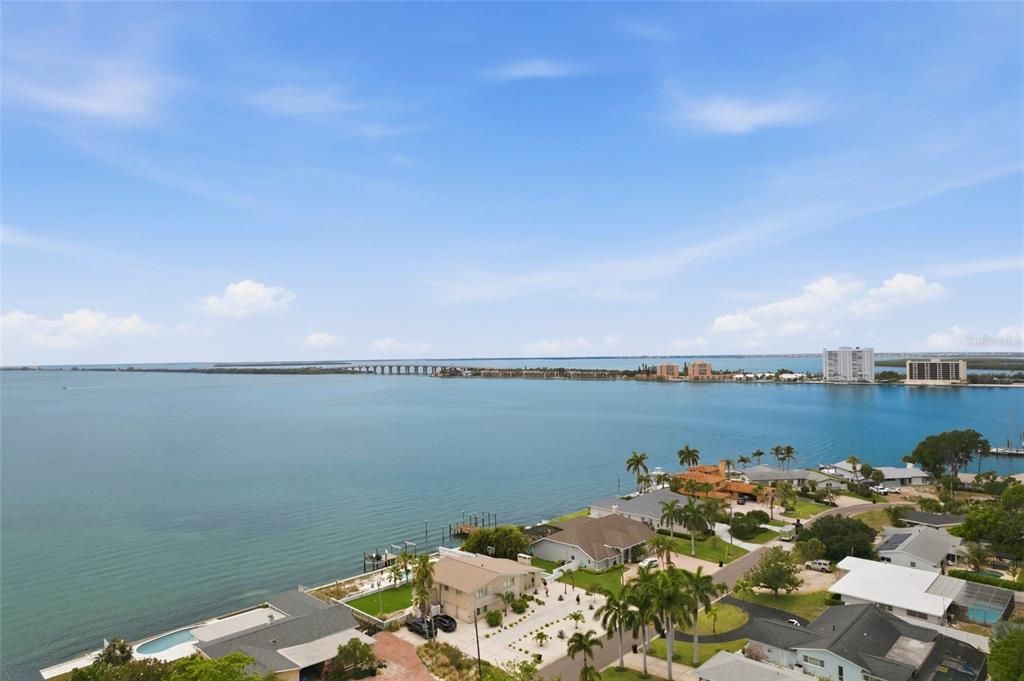 For Sale: $599,000 (3 beds, 2 baths, 1525 Square Feet)