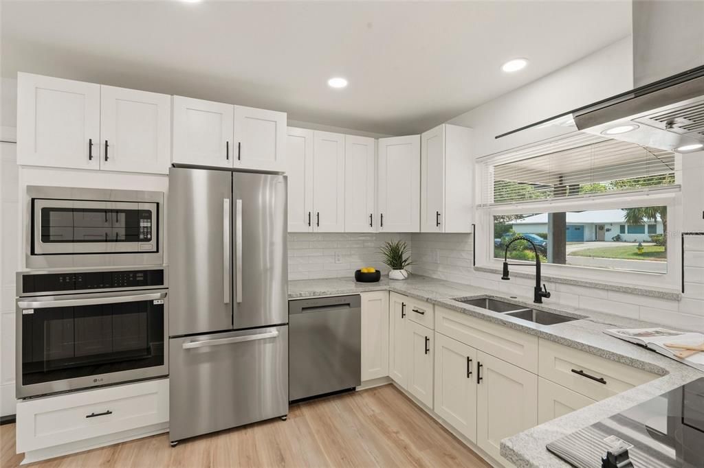 For Sale: $599,000 (3 beds, 2 baths, 1525 Square Feet)