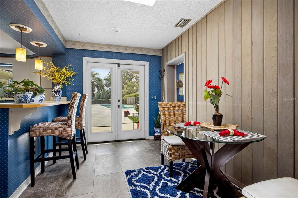 For Sale: $828,000 (5 beds, 3 baths, 3294 Square Feet)