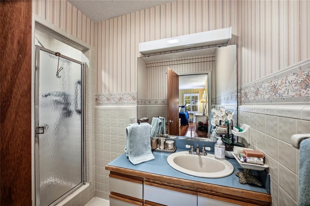 For Sale: $828,000 (5 beds, 3 baths, 3294 Square Feet)