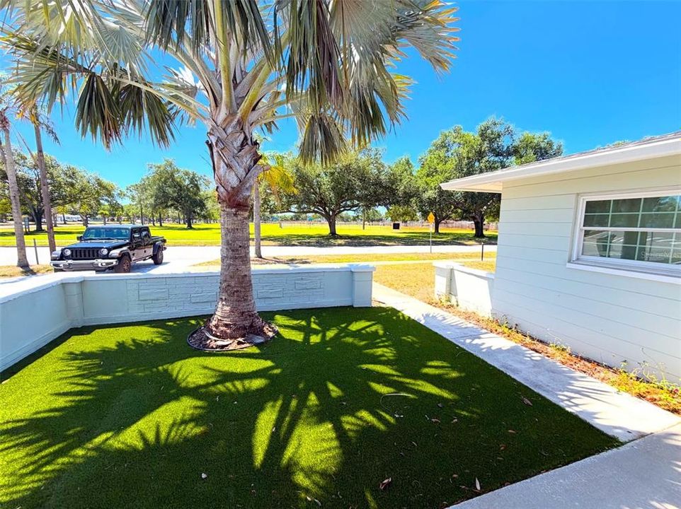 For Rent: $4,795 (4 beds, 2 baths, 1543 Square Feet)