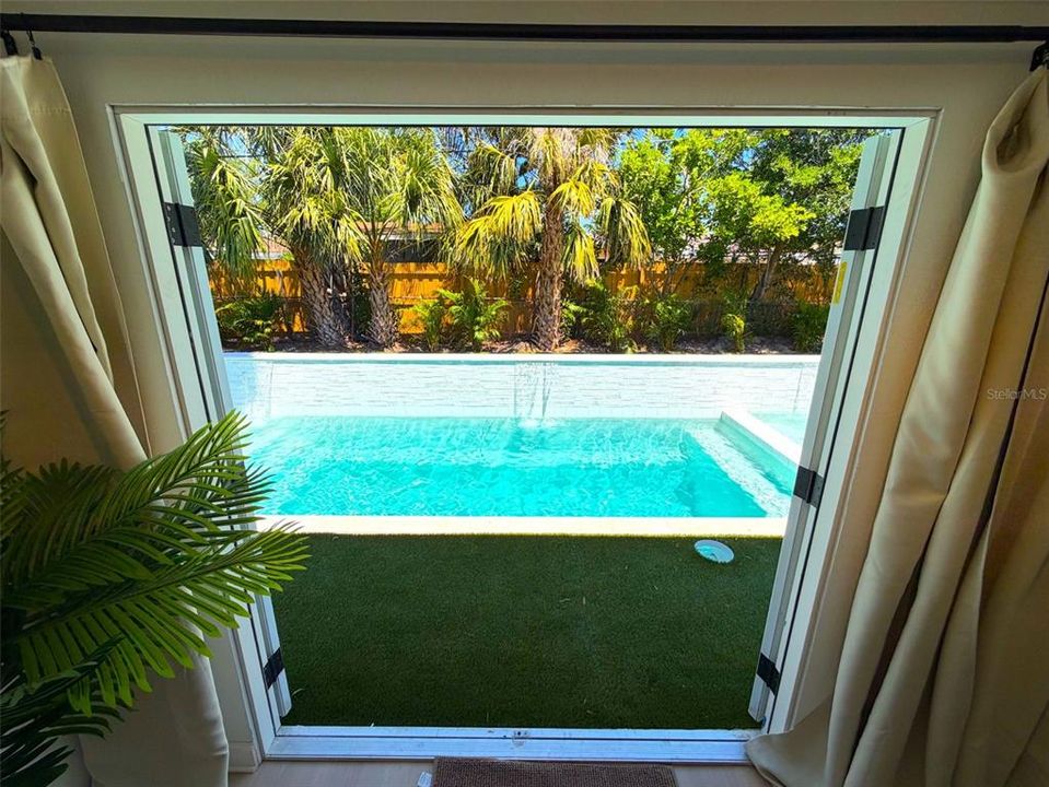 For Rent: $4,795 (4 beds, 2 baths, 1543 Square Feet)