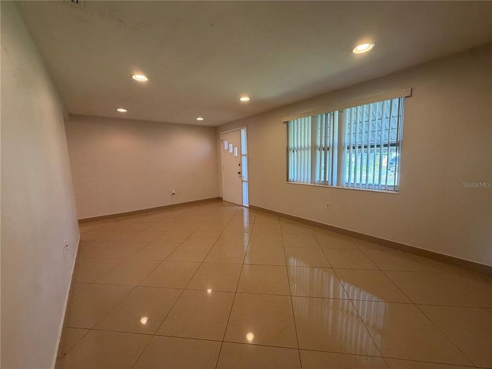 For Rent: $1,825 (3 beds, 1 baths, 1176 Square Feet)